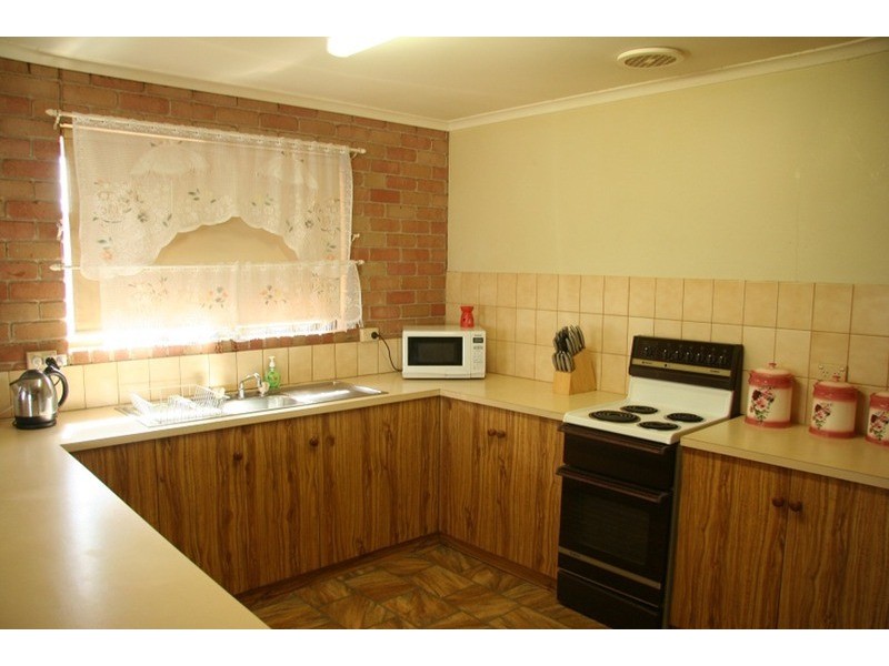 22 Latrobe  Avenue, Red Cliffs VIC 3496