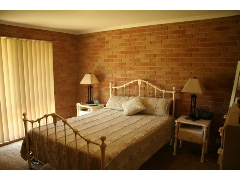 22 Latrobe  Avenue, Red Cliffs VIC 3496