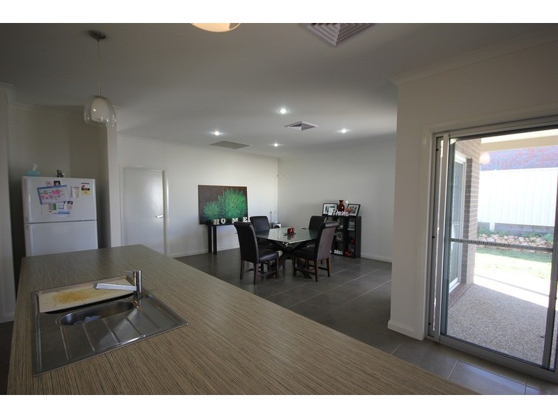 123 Wood Street, Gol Gol NSW 2738