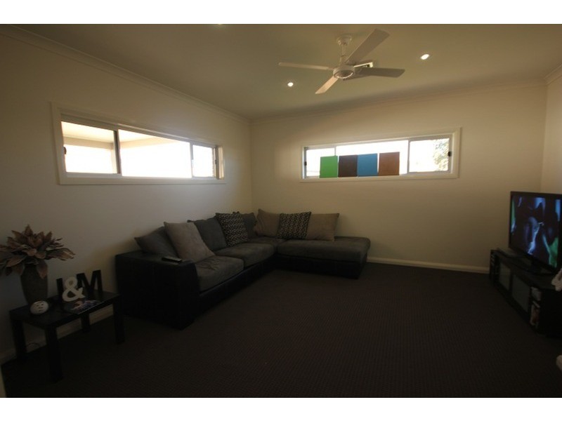 123 Wood Street, Gol Gol NSW 2738
