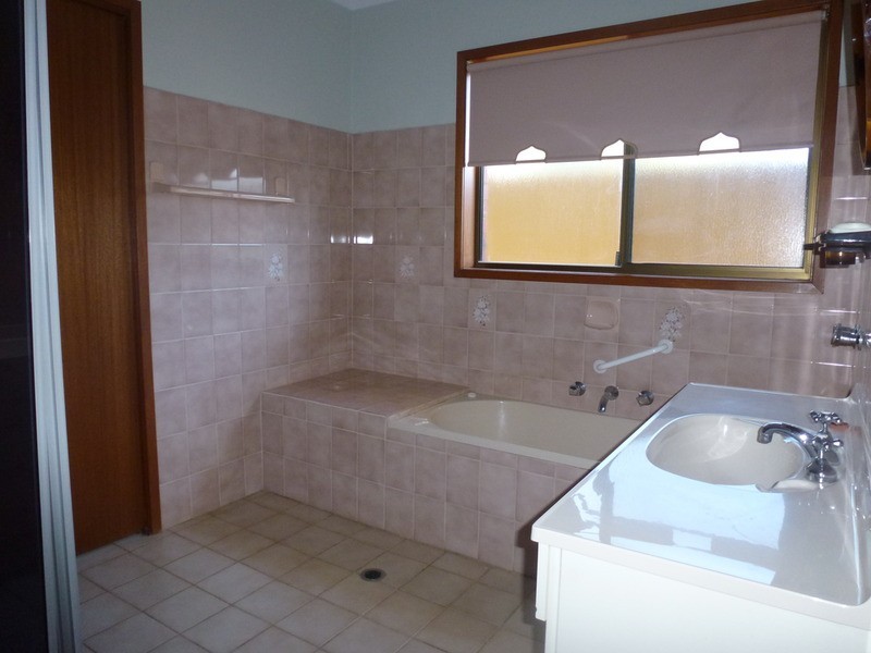 523 Cowra Avenue, Mildura VIC 3500