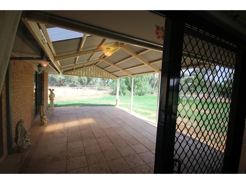 526 Cureton Avenue, Nichols Point VIC 3501