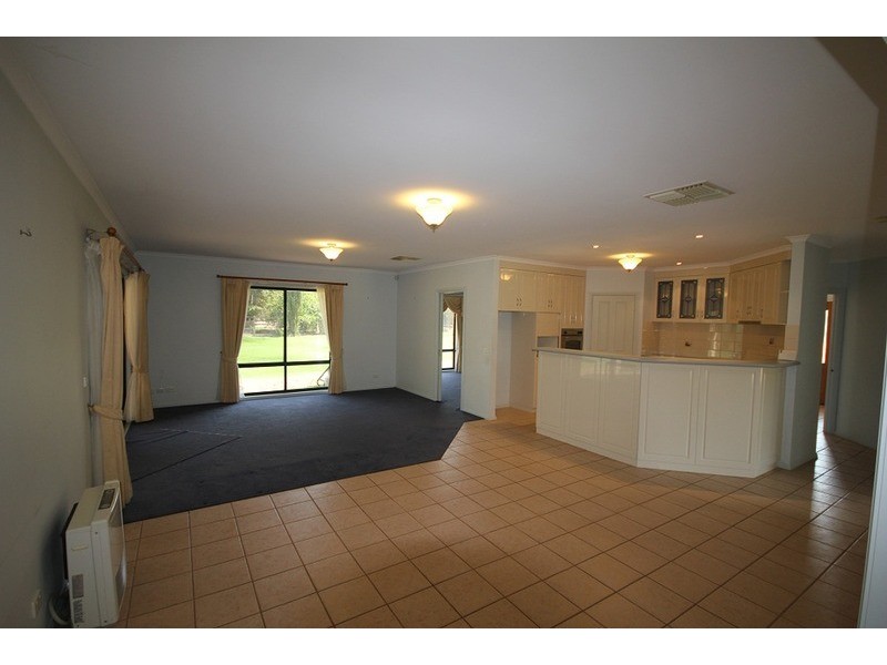 526 Cureton Avenue, Nichols Point VIC 3501