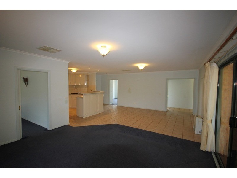 526 Cureton Avenue, Nichols Point VIC 3501