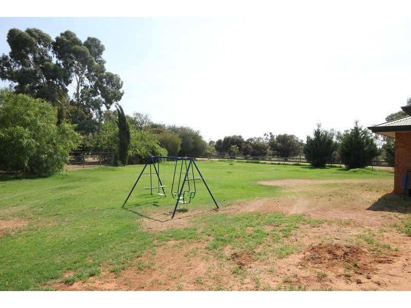 526 Cureton Avenue, Nichols Point VIC 3501