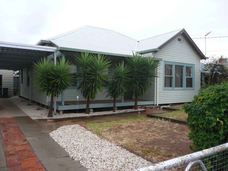 153 Almond Avenue, Mildura VIC 3500