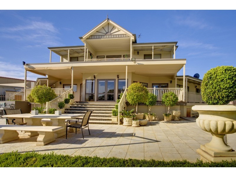 12 Riverview Rise, Gol Gol NSW 2738