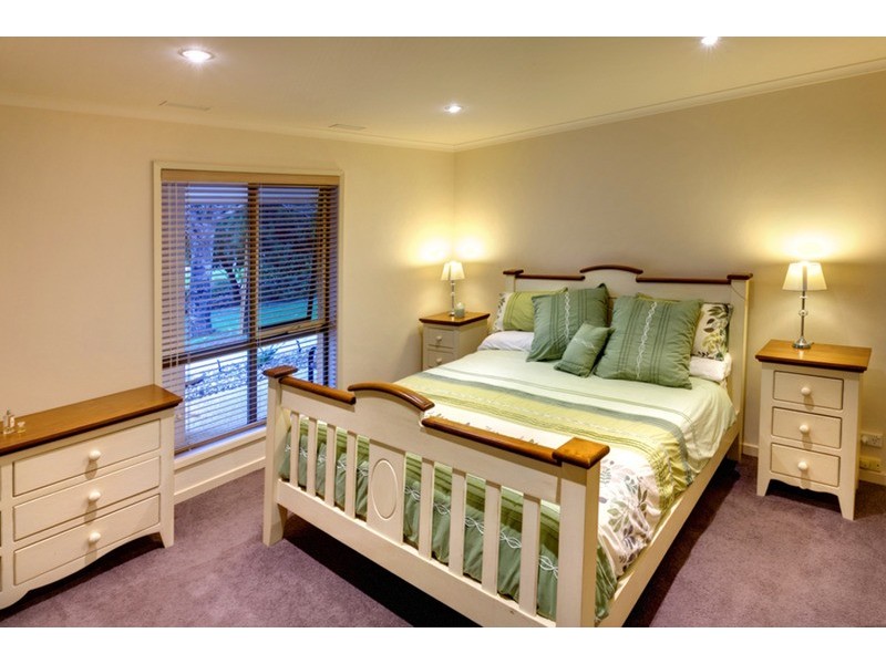 73 Cooke Street, Nichols Point VIC 3501