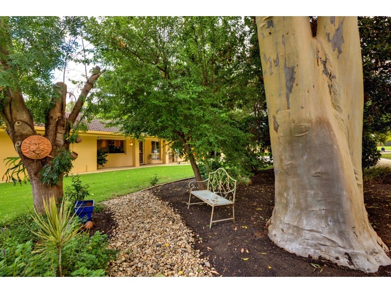 73 Cooke Street, Nichols Point VIC 3501