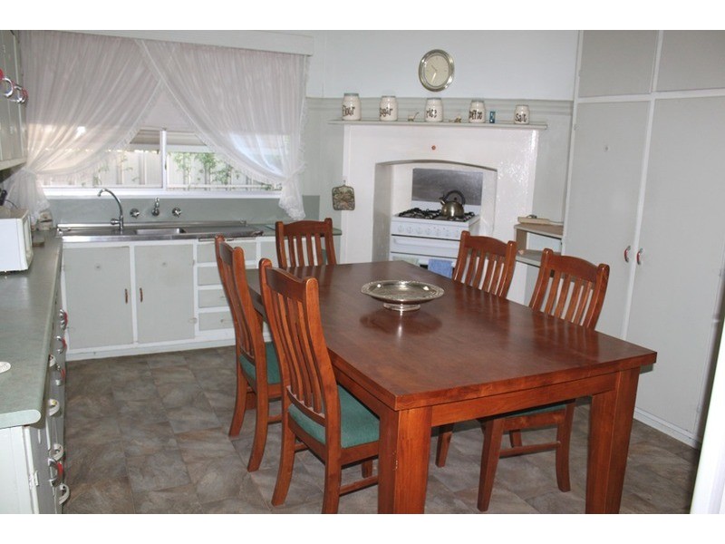 51 Thirteenth  Street, Mildura VIC 3500