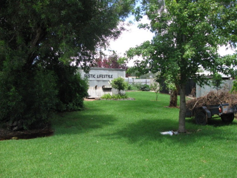 290 Dairtnunk  Avenue, Mildura VIC 3500