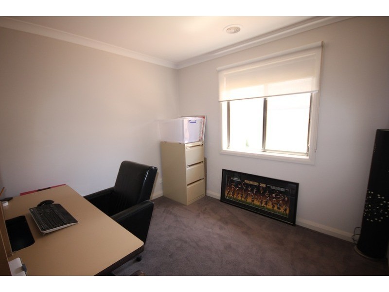 16 Barraclough Way, Mildura VIC 3500