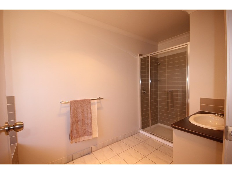 16 Barraclough Way, Mildura VIC 3500