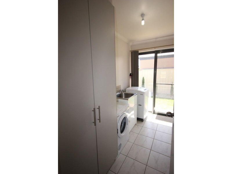 16 Barraclough Way, Mildura VIC 3500