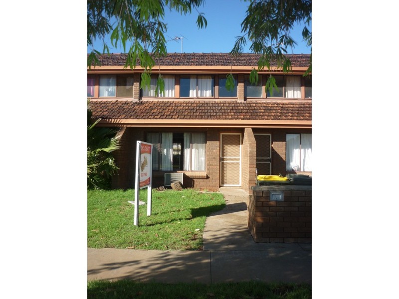 3/2 Cameron Avenue, Mildura VIC 3500