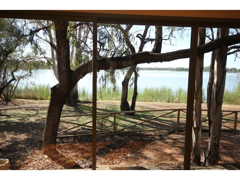 53 Cooke Street, Kings Billabong, Nichols Point VIC 3501