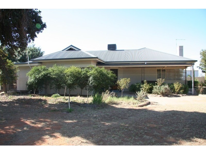 226 Kiewa Avenue, Red Cliffs VIC 3496