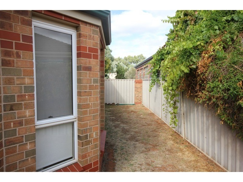 2/299 Cureton Avenue, Mildura VIC 3500