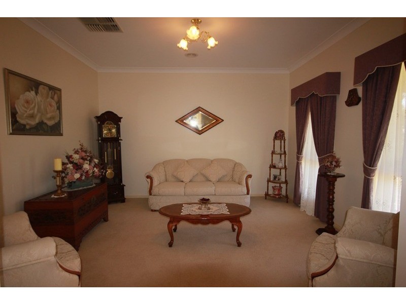 6 Tarrango Drive, Mildura VIC 3500