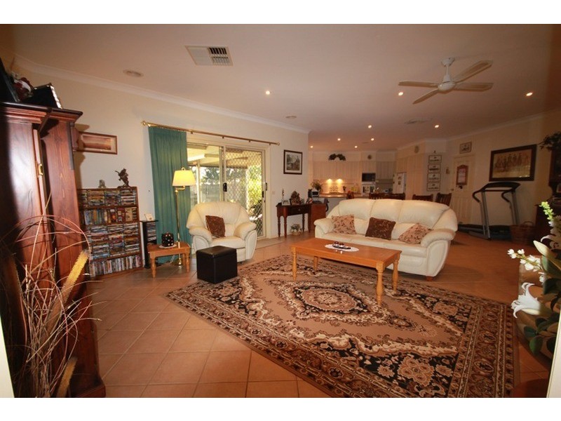 6 Tarrango Drive, Mildura VIC 3500