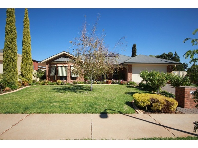 6 Tarrango Drive, Mildura VIC 3500