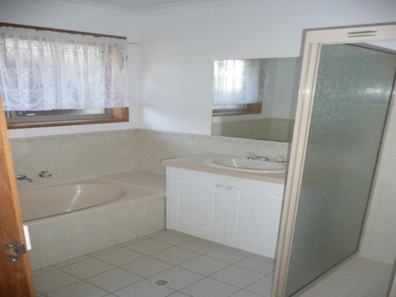 27 Maloney Drive, Mildura VIC 3500