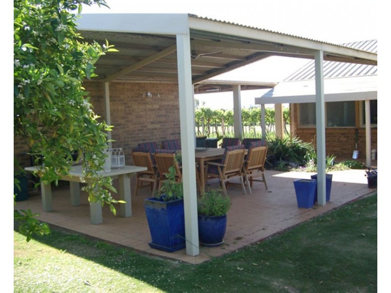 3102 Benetook Avenue, Irymple VIC 3498