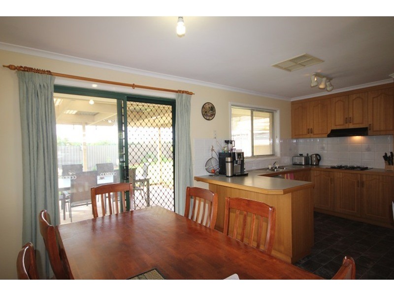 34 Crane Drive, Buronga NSW 2739