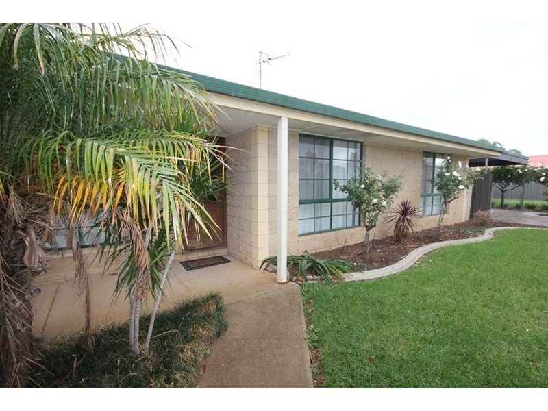 34 Crane Drive, Buronga NSW 2739