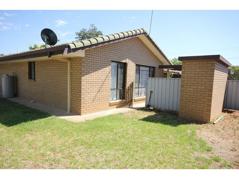 1-3/211 Thirteenth  Street, Mildura VIC 3500