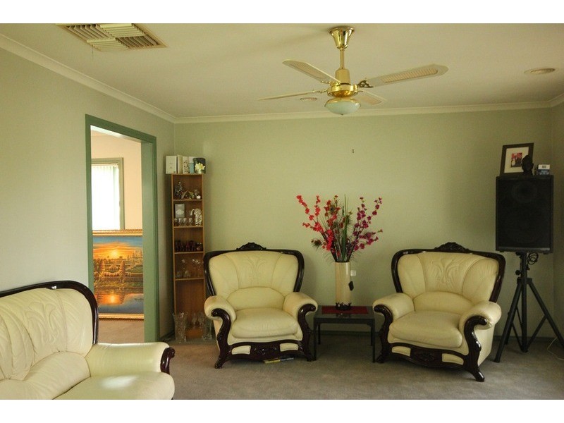 16 Pevensey Grove, Mildura VIC 3500