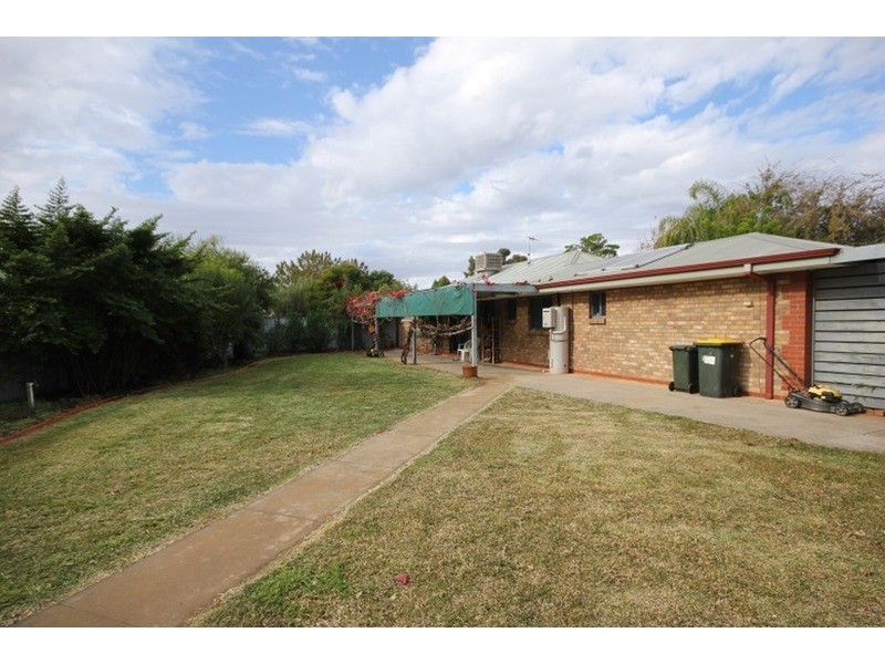 16 Pevensey Grove, Mildura VIC 3500