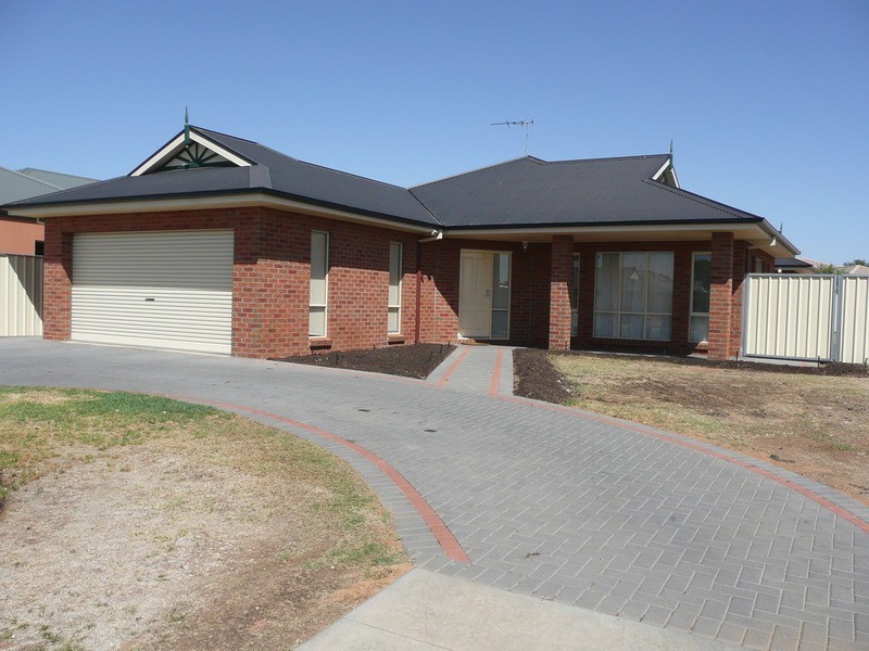 18 Petrucci Way, Mildura VIC 3500