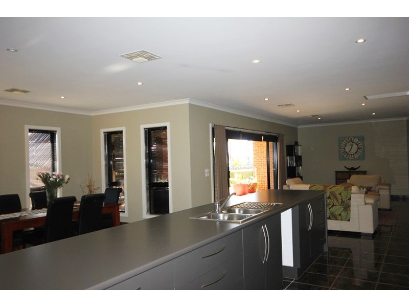 6 Delta Court, Mildura VIC 3500