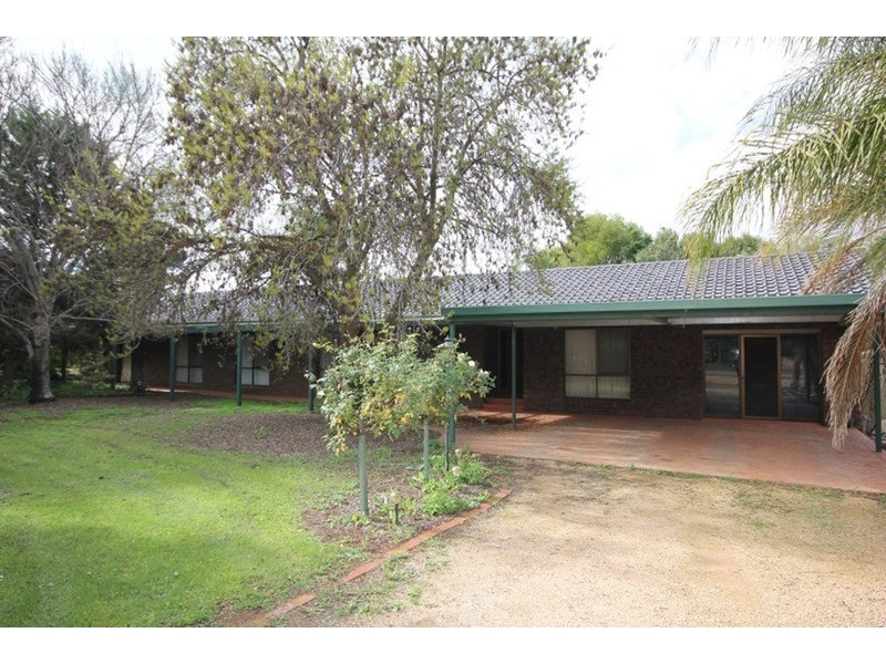 359 Cowanna  Avenue, Merbein South VIC 3505