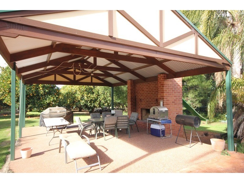 359 Cowanna  Avenue, Merbein South VIC 3505