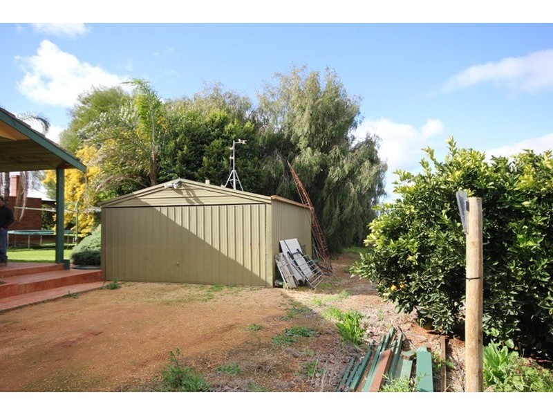 359 Cowanna  Avenue, Merbein South VIC 3505