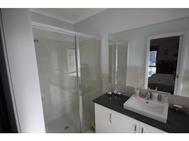 18 Dune Drive, Mildura VIC 3500