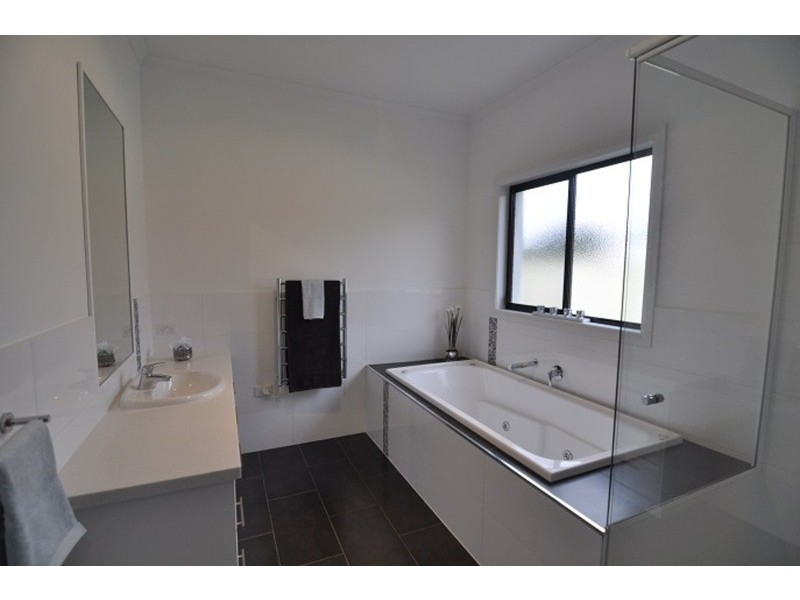 2 Bene Vista Boulevard, Mildura VIC 3500