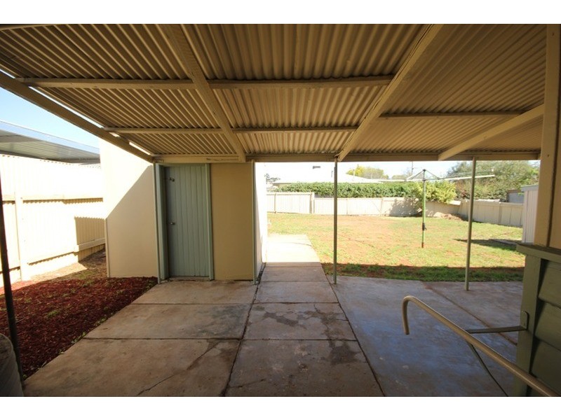 13 Railway Avenue, Merbein VIC 3505
