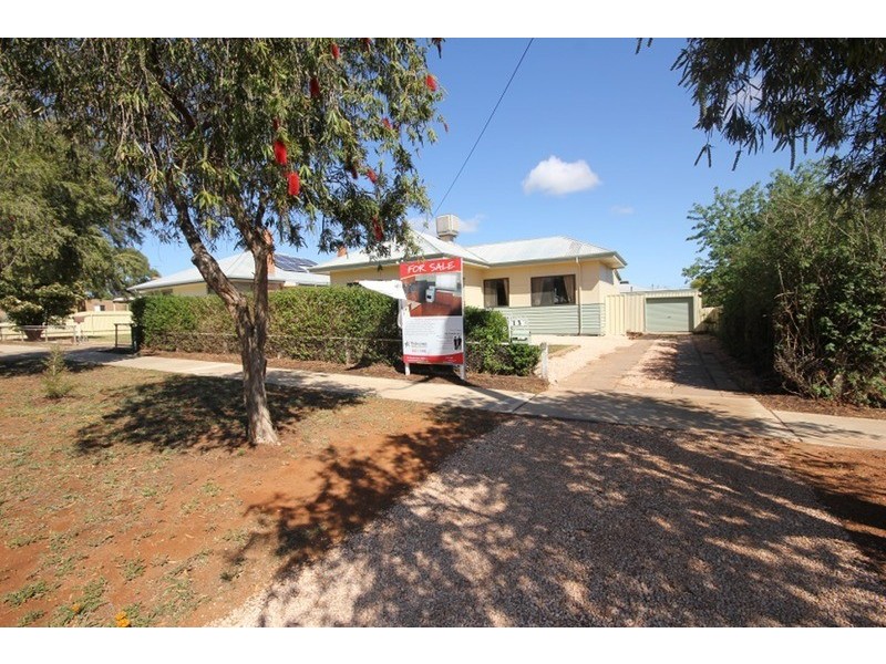 13 Railway Avenue, Merbein VIC 3505