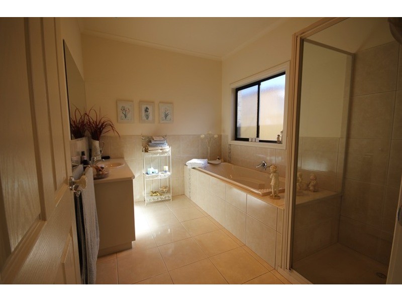 4 Bene Vista Boulevard, Mildura VIC 3500