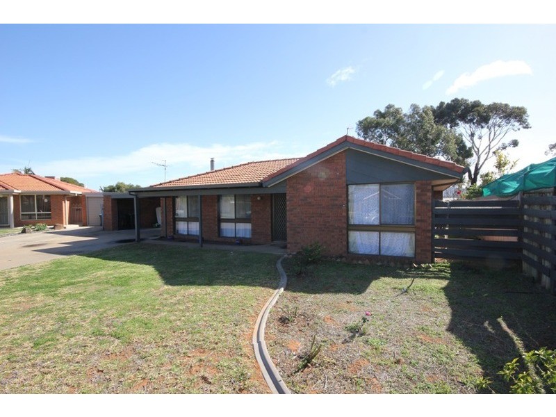 6 Lapthorne Court, Mildura VIC 3500
