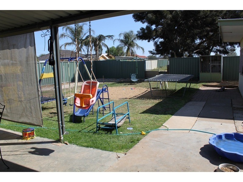 557 Deakin  Avenue, Mildura VIC 3500