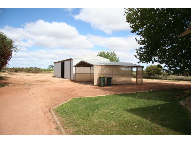 13 Creaton  Lane, Irymple VIC 3498