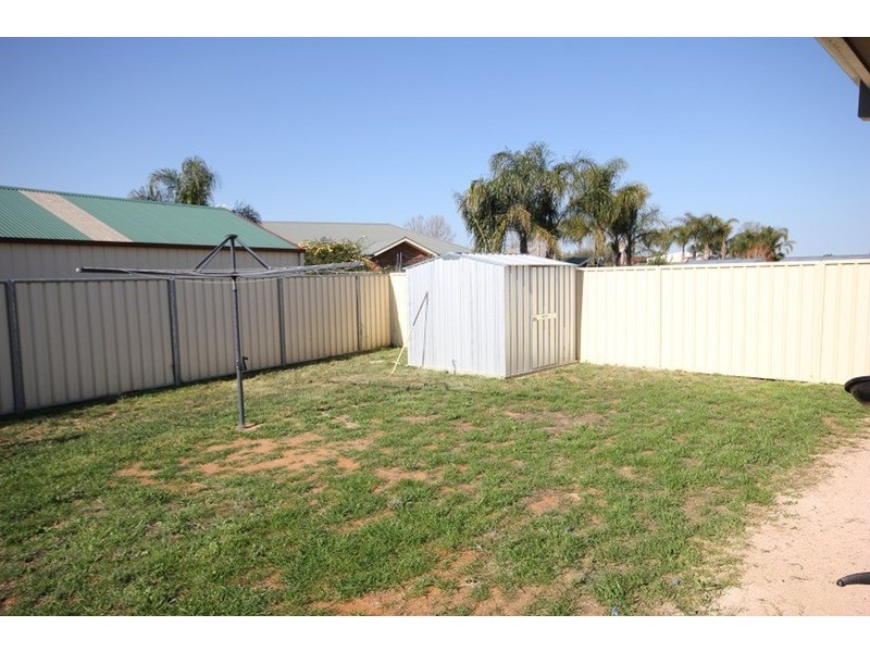 6 Tower  Gardens, Mildura VIC 3500
