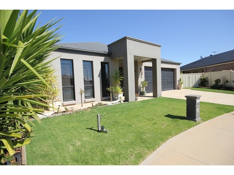 5 Oxley Court, Mildura VIC 3500