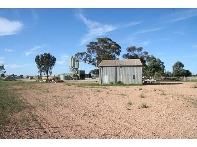 559-573 Sandilong  Avenue, Irymple VIC 3498