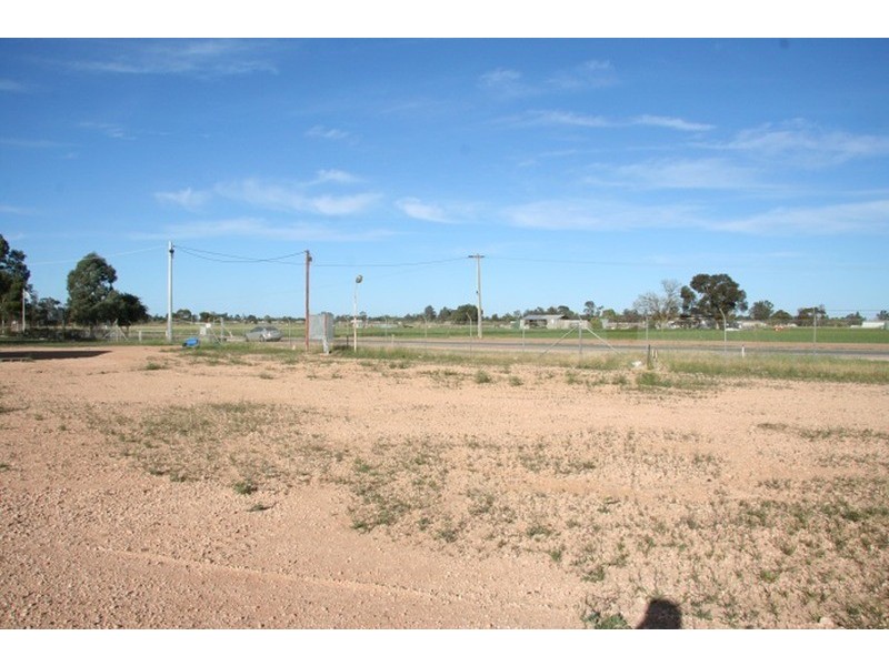 559-573 Sandilong  Avenue, Irymple VIC 3498