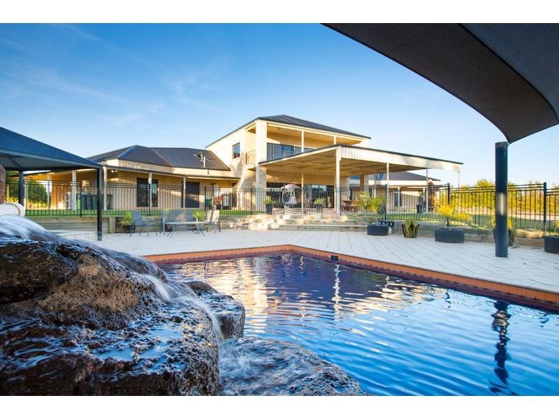 22 Cobb & Co Way, Gol Gol NSW 2738